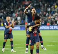 球速体育-摩纳哥队近期表现神勇，法甲联赛争冠之路 